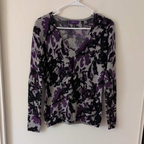 Saks Fifth Avenue Sweaters - Saks Fifth Avenue Womens Small 100% Cashmere Sweater Purple V-Neck Office Dressy
